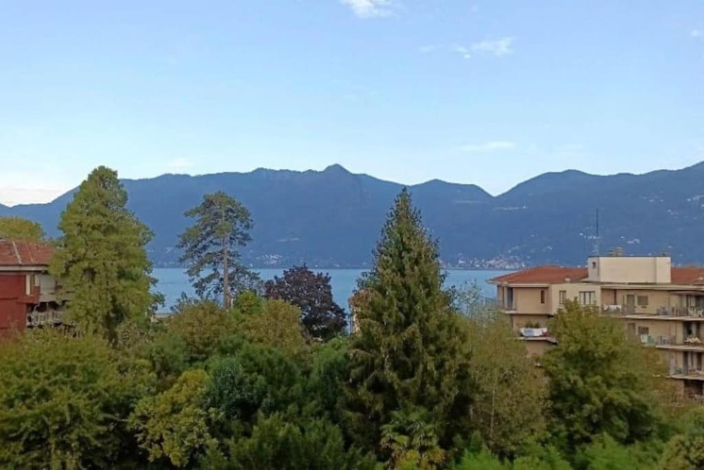 Studio With Lake And Montains Views Free Parking Luino Exteriér fotografie